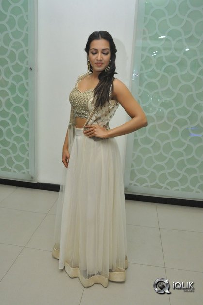 Catherine-Tresa-At-Goutham-Nanda-Movie-Success-Meet